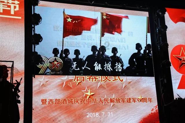 何忠友调研冬季清雪工作时强调
